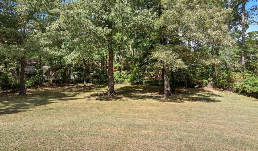 23 Fox Glen Cir, Brandon, MS 39042 - 3 Beds, 2 Bath