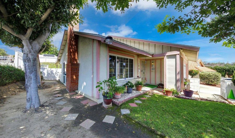 2574 Keen, San Diego, CA 92139 - 3 Beds, 2 Bath