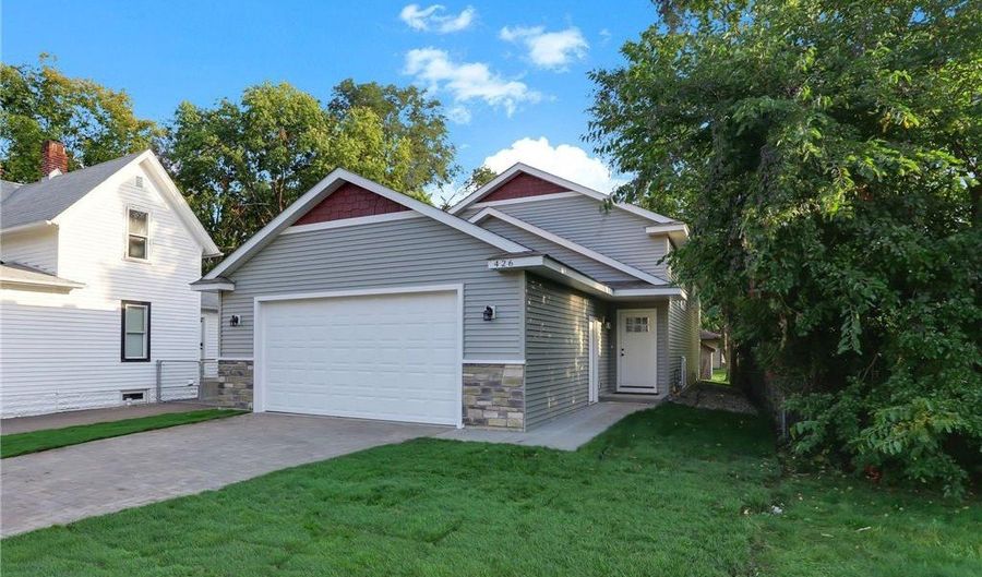 426 Taylor St, Anoka, MN 55303 - 5 Beds, 2 Bath
