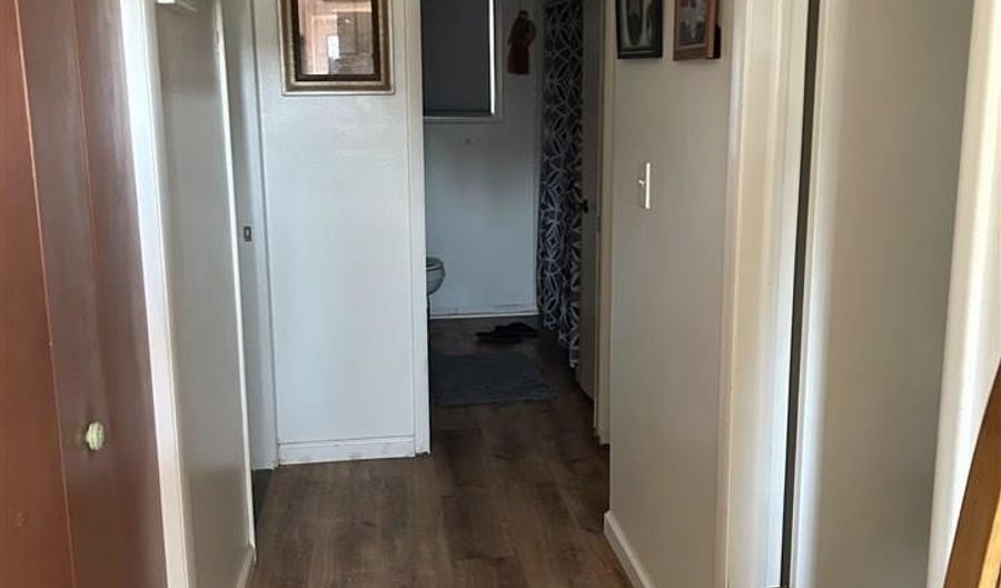 510 3RD Ave, Bayard, NE 69334 - 2 Beds, 1 Bath