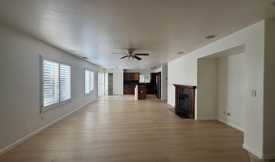 4558 Mirror Ct, Antioch, CA 94531 - 4 Beds, 2 Bath