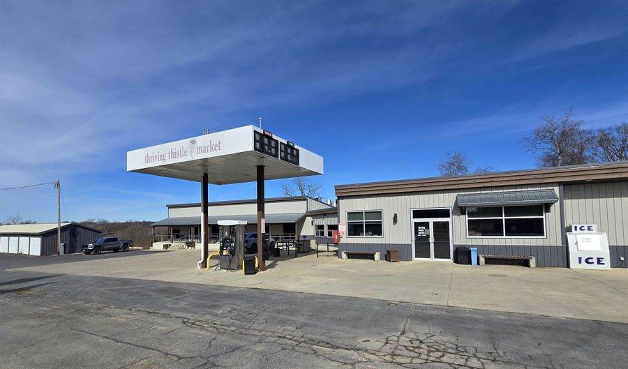 300 W Hickory St 302 W Hickory St., Apple River, IL 61001 - 0 Beds, 0 Bath