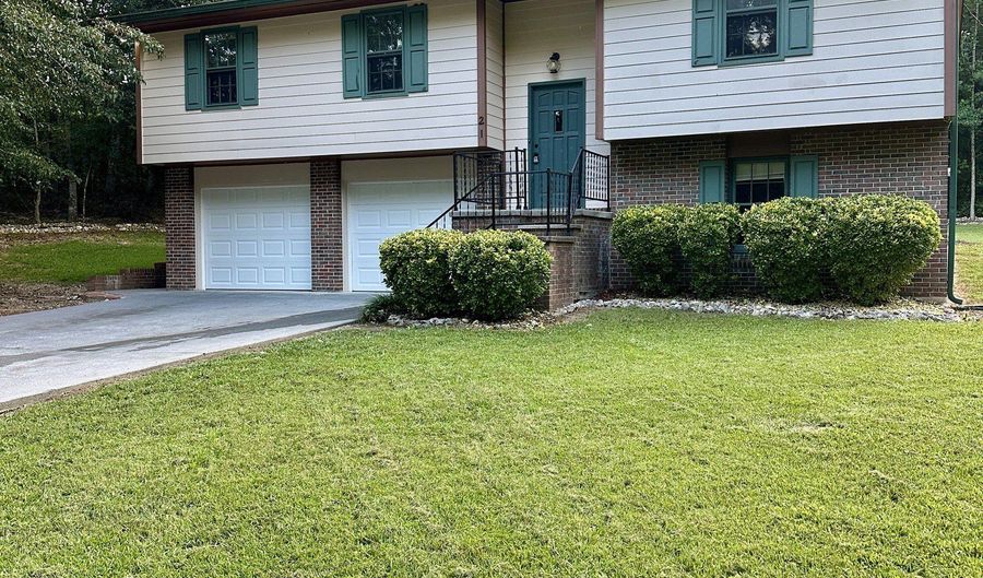21 Murphy, Adairsville, GA 30103 - 3 Beds, 2 Bath