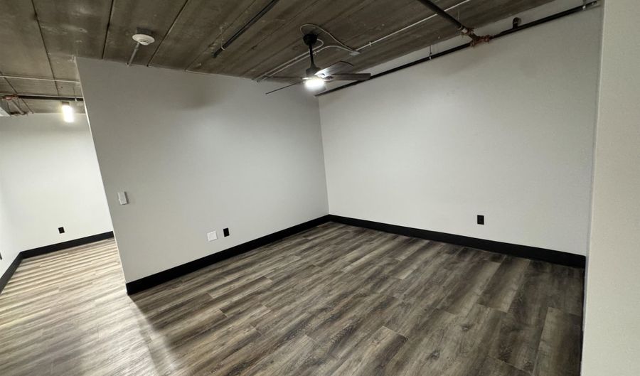 217 S Badger Ave 207, Appleton, WI 54911 - 1 Beds, 1 Bath