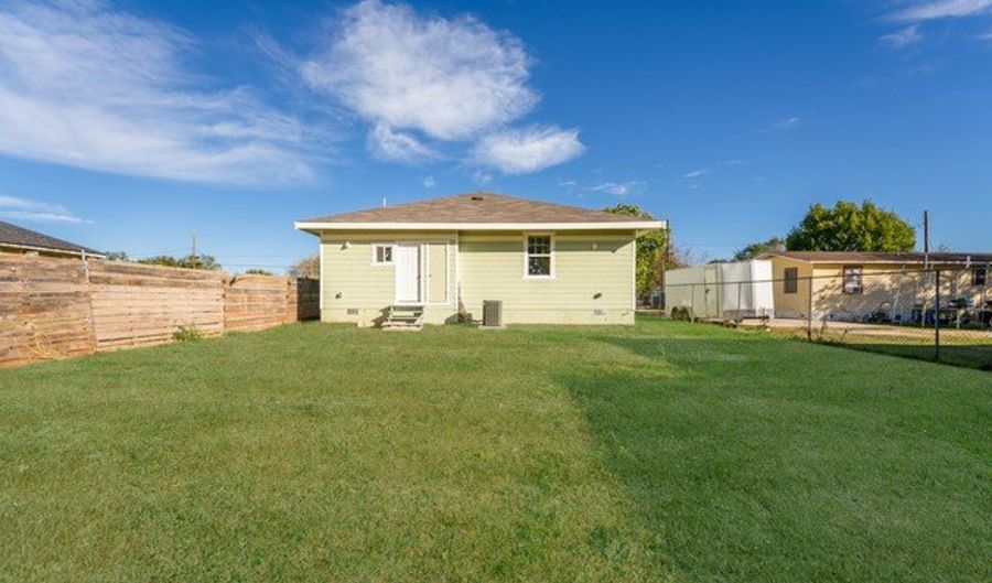 1615 Hough, Adkins, TX 78101 - 3 Beds, 2 Bath