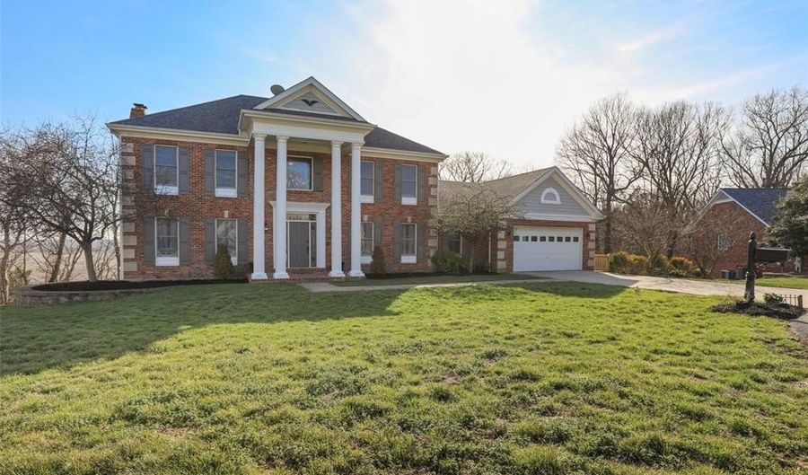6 River Bluff Ct, Augusta, MO 63332 - 5 Beds, 5 Bath