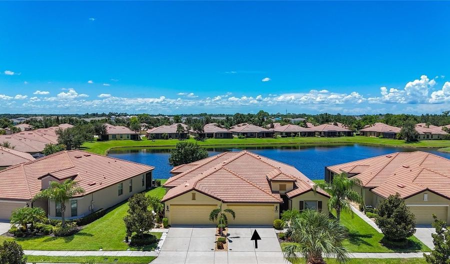 5440 SUNSET FALLS Dr, Apollo Beach, FL 33572 - 2 Beds, 2 Bath