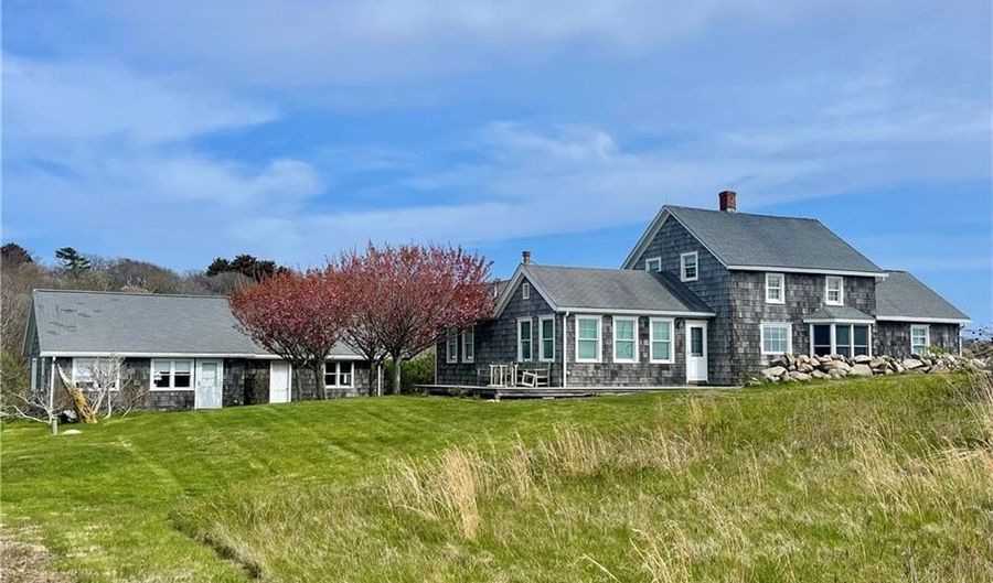 899 Cooneymus Rd, Block Island, RI 02807 - 5 Beds, 4 Bath
