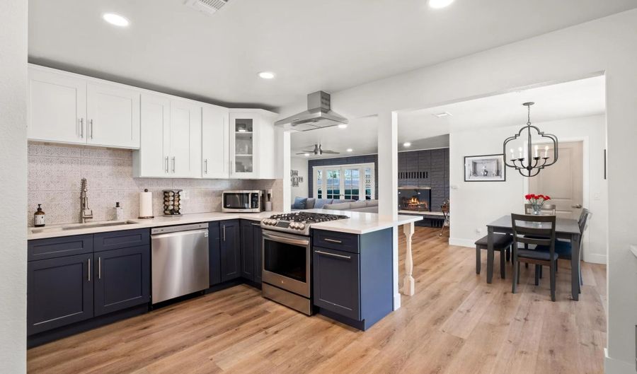 4542 Toni Ln, La Mesa, CA 91942 - 3 Beds, 4 Bath