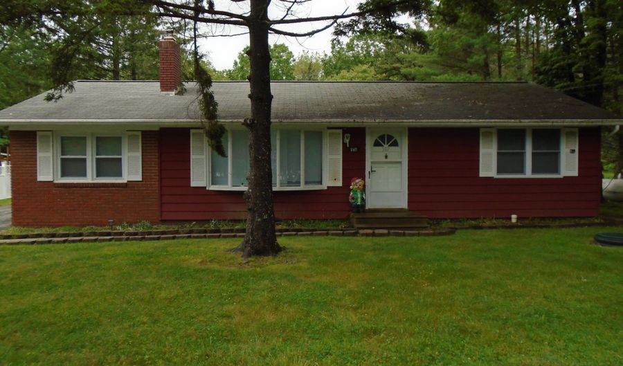 387 N Shore Dr, Albrightsville, PA 18210 - 3 Beds, 3 Bath