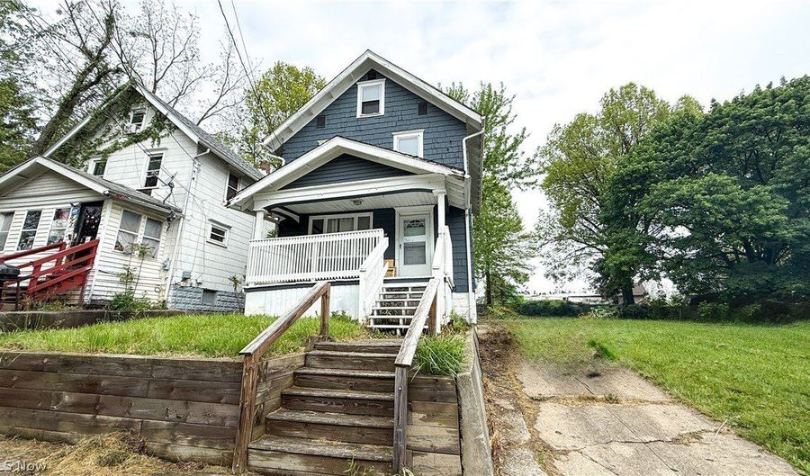987 Boone St, Akron, OH 44306 - 3 Beds, 1 Bath