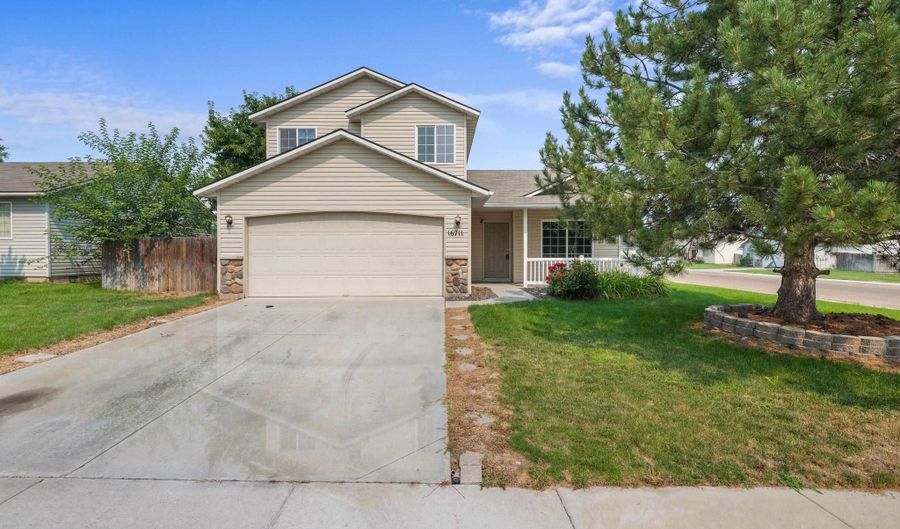16711 Frisco Ave, Caldwell, ID 83607 - 3 Beds, 3 Bath