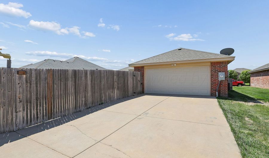 9818 ASHER Ave, Amarillo, TX 79119 - 3 Beds, 2 Bath
