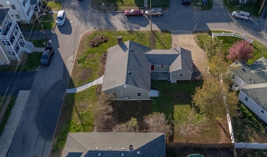 73 Tucker St, Lincoln, RI 02865 - 3 Beds, 1 Bath