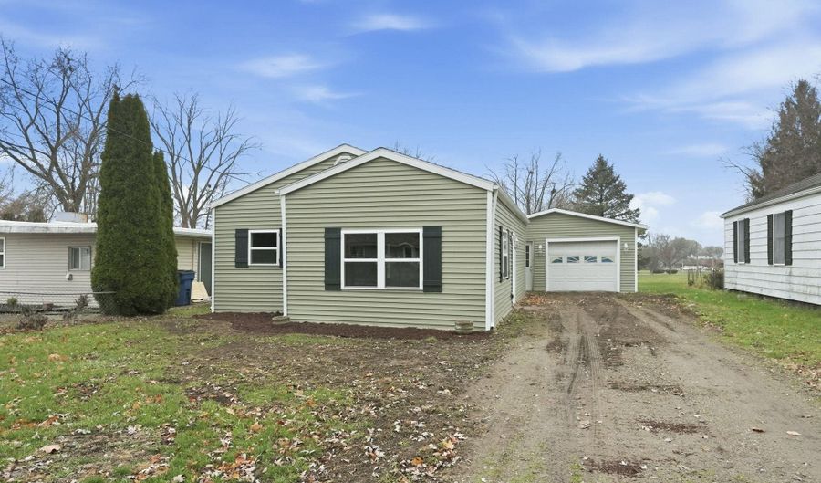 600 N Washington St, Angola, IN 46703 - 2 Beds, 1 Bath