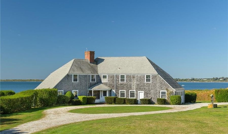 8 Taylor's Ln N, Little Compton, RI 02837 - 5 Beds, 3 Bath