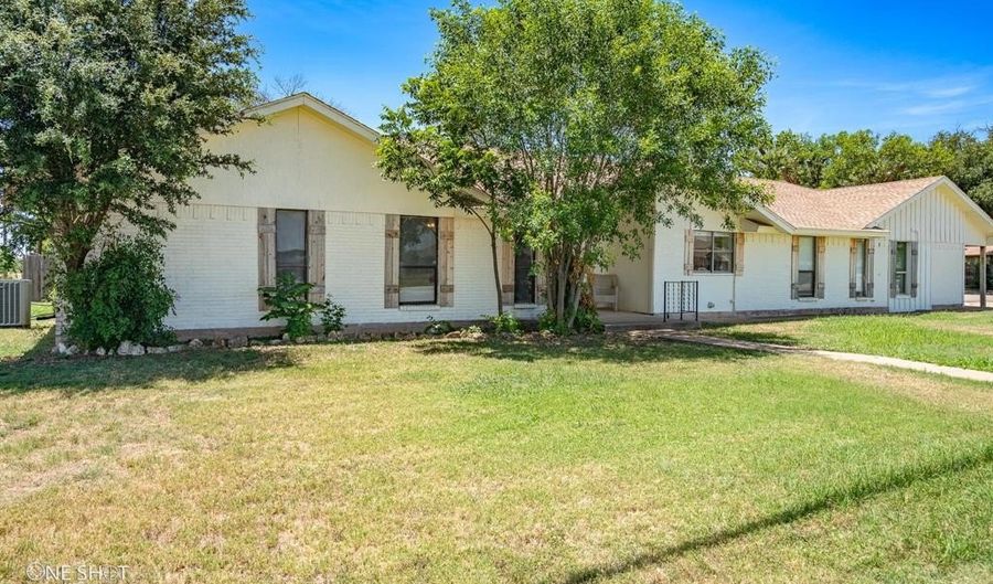 951 Kenwood Dr, Abilene, TX 79601 - 4 Beds, 2 Bath