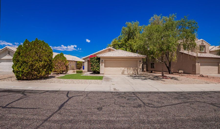2070 N 109TH Ave, Avondale, AZ 85392 - 3 Beds, 2 Bath