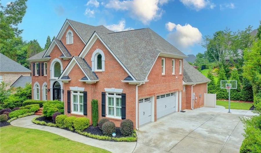 125 Burford Holw, Alpharetta, GA 30022 - 5 Beds, 5 Bath