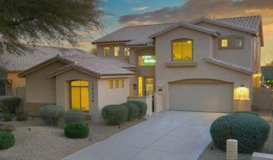 29228 N 48TH St, Cave Creek, AZ 85331 - 6 Beds, 4 Bath