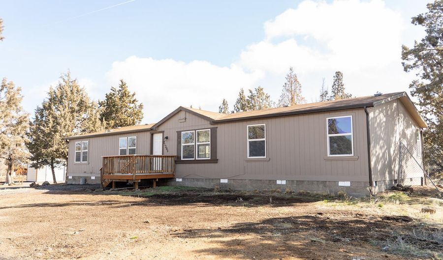 21395 Chasing Cattle Ln, Bend, OR 97701 - 4 Beds, 2 Bath