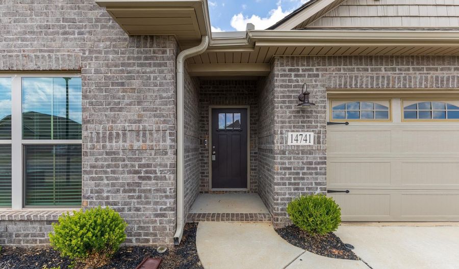 14741 Greenleaf Dr, Athens, AL 35613 - 4 Beds, 2 Bath