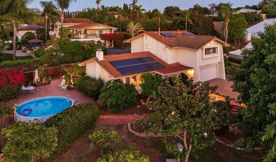 1322 Loma De Paz, Escondido, CA 92027 - 3 Beds, 3 Bath