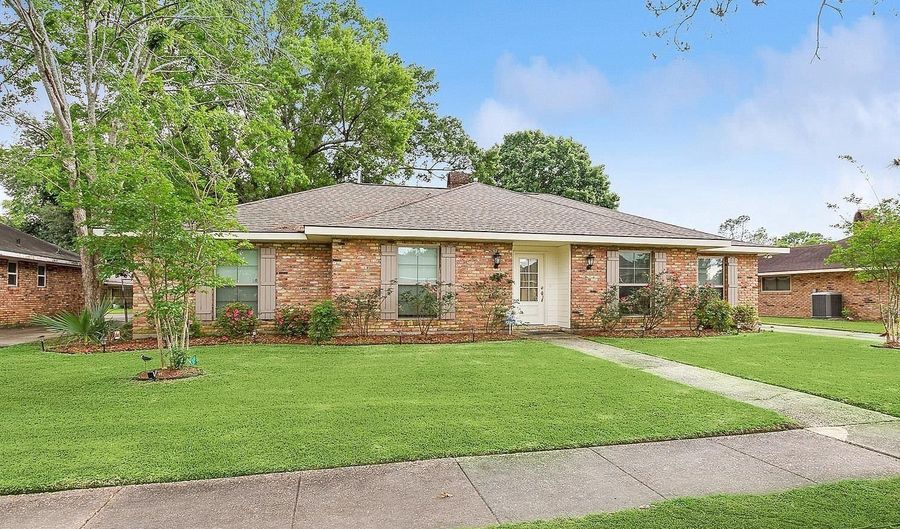 13212 Avants Ave, Baton Rouge, LA 70815 - 4 Beds, 3 Bath