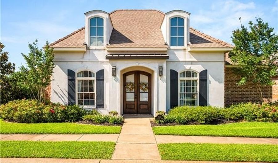 511 ANDERSON Ct, Alexandria, LA 71303 - 4 Beds, 3 Bath