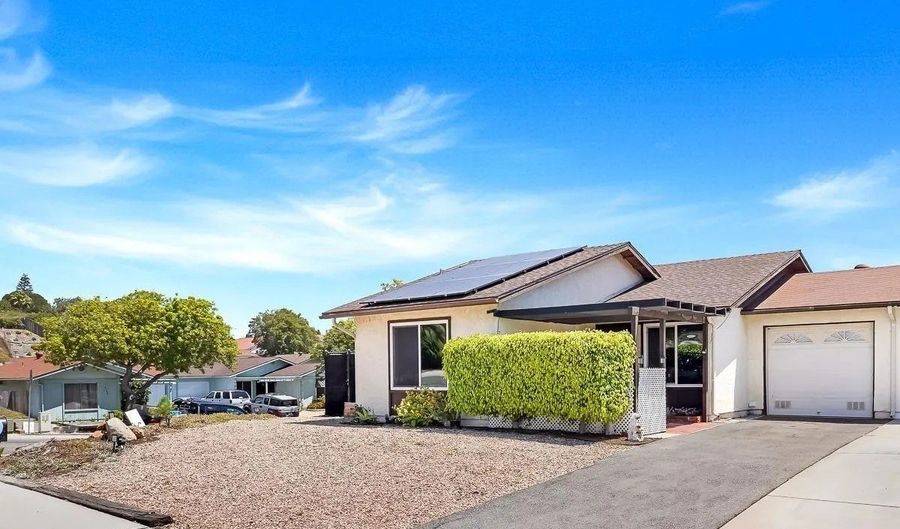 1412 Rolling Hills Dr, Oceanside, CA 92056 - 2 Beds, 1 Bath