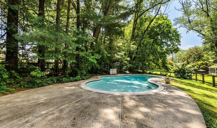 225 E RING FACTORY Rd, Bel Air, MD 21014 - 4 Beds, 3 Bath