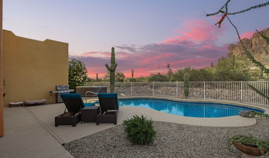 5809 E McKellips Blvd, Apache Junction, AZ 85119 - 3 Beds, 2 Bath