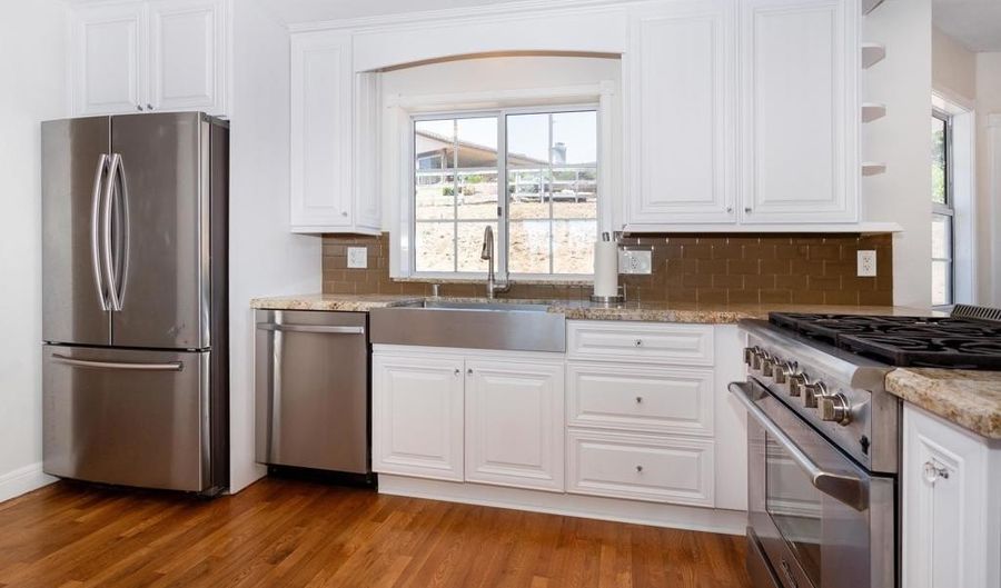 1826 Via Monserate, Fallbrook, CA 92028 - 3 Beds, 3 Bath