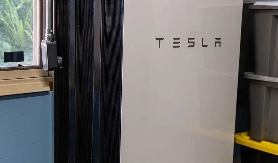 3045 Mary Ln, Escondido, CA 92025 - 6 Beds, 5 Bath