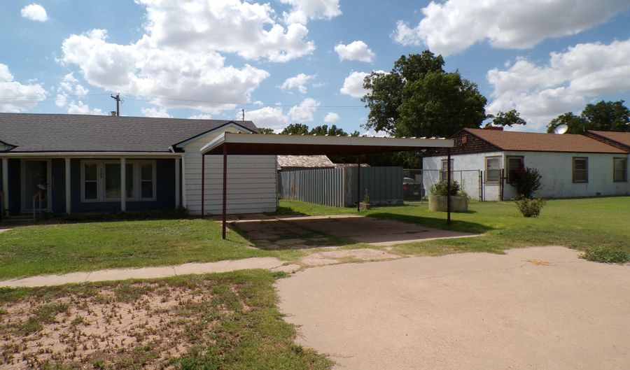 505 Main St, Anton, TX 79313 - 3 Beds, 1 Bath