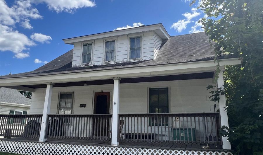 66 Spruce St, Berlin, NH 03570 - 3 Beds, 1 Bath