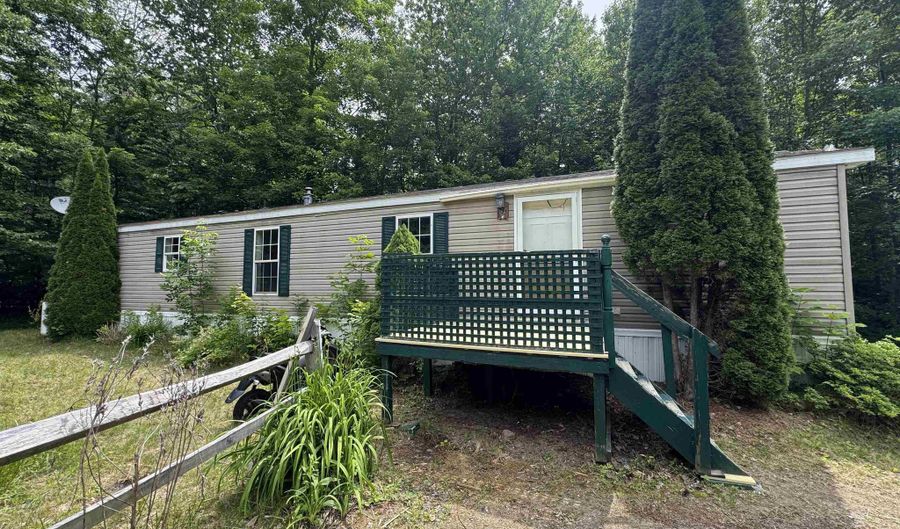42 Vista Dr, Canaan, NH 03741 - 2 Beds, 1 Bath