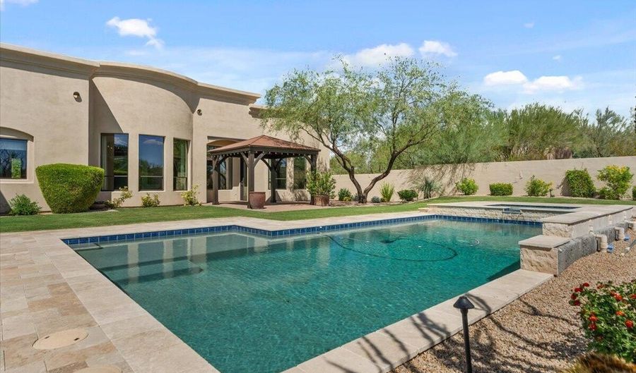 37093 N WINDING WASH Trl, Carefree, AZ 85377 - 4 Beds, 4 Bath