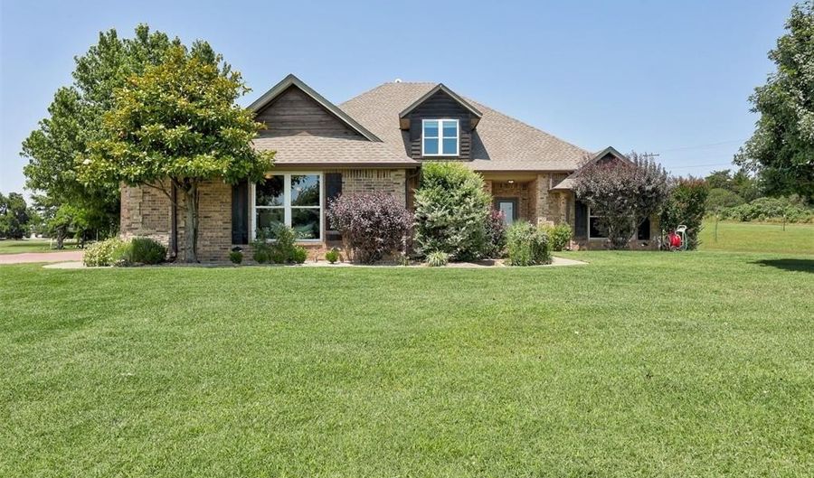 13465 S Anderson Rd, Arcadia, OK 73007 - 4 Beds, 3 Bath