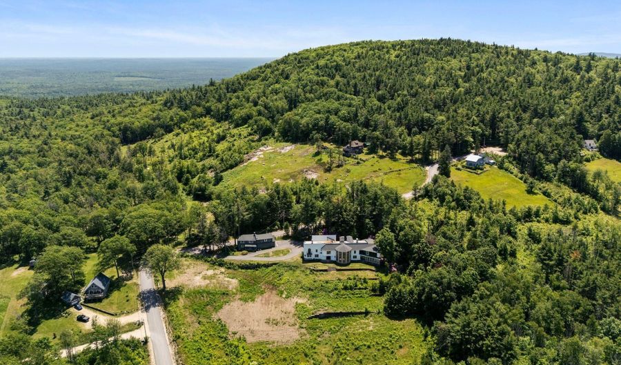 73 Douglas Mountain Rd, Sebago, ME 04029 - 7 Beds, 8 Bath