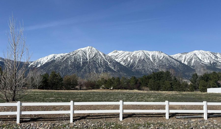 950 Heavenly View Ct, Gardnerville, NV 89460 - 0 Beds, 0 Bath