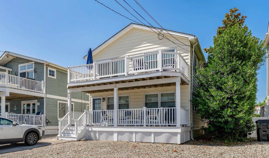 460 20th 2nd Floor, Avalon, NJ 08202 - 3 Beds, 2 Bath