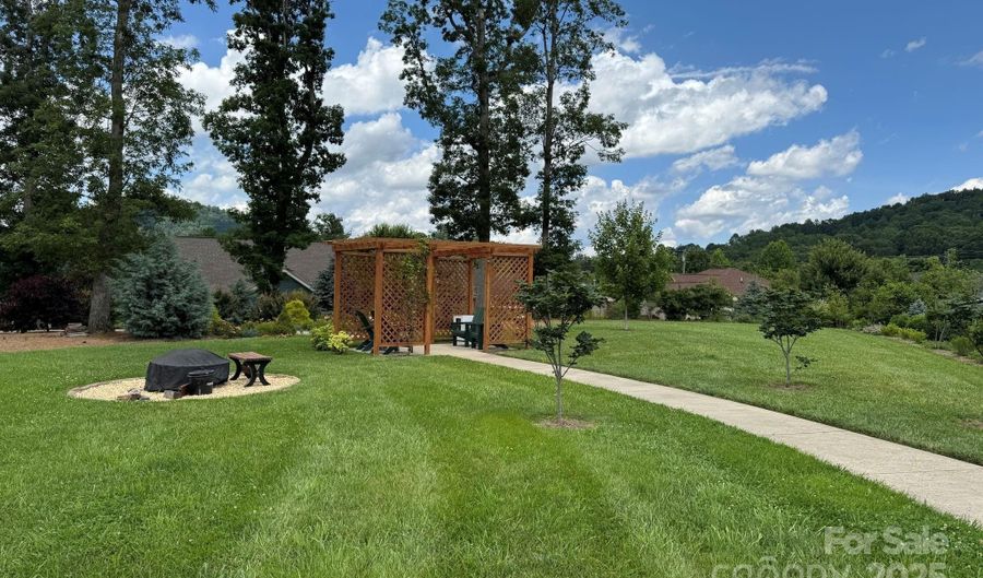 12 Asher Ln, Arden, NC 28704 - 4 Beds, 3 Bath