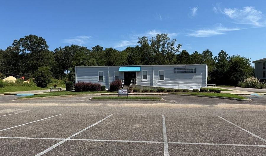 16685 US Highway 84, Andalusia, AL 36421 - 0 Beds, 0 Bath
