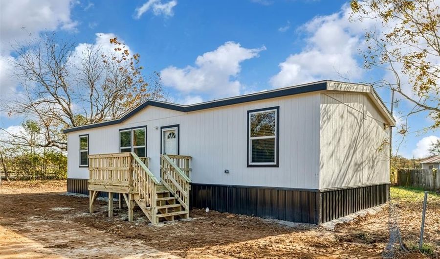 101 Texas Ave, Keene, TX 76059 - 3 Beds, 2 Bath