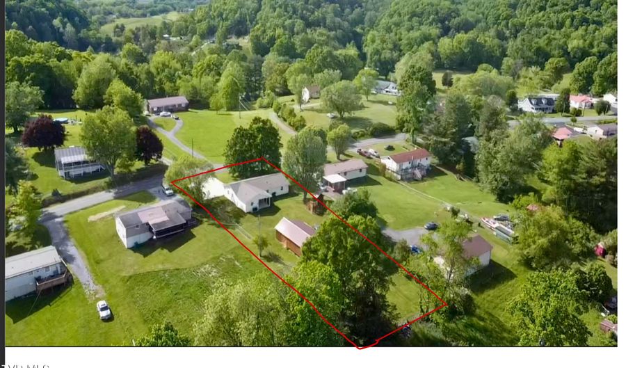 26468 Watauga Rd, Abingdon, VA 24211 - 4 Beds, 2 Bath