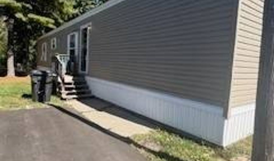 328 W 53rd St 50, Anderson, IN 46013 - 3 Beds, 2 Bath