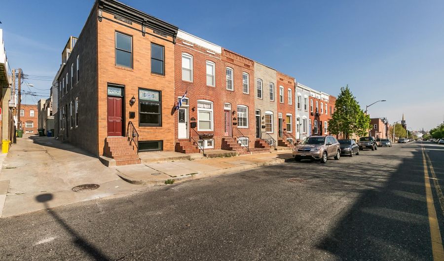 701 S EAST Ave, Baltimore, MD 21224 - 4 Beds, 4 Bath