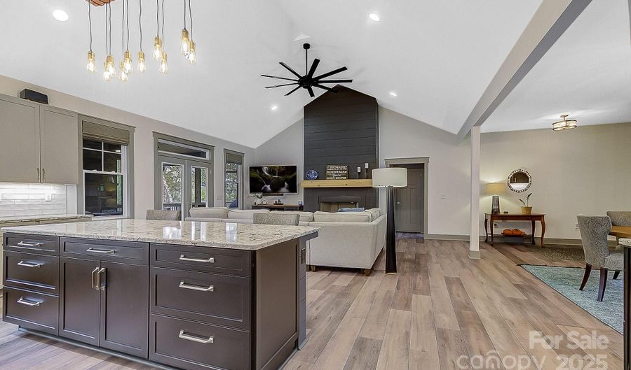 250 Judson Ridge Rd, Arden, NC 28704 - 3 Beds, 5 Bath