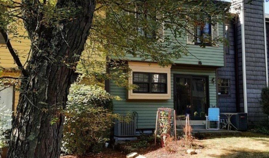 21 Duck Hawk Ct, Allamuchy Twp., NJ 07840 - 2 Beds, 2 Bath